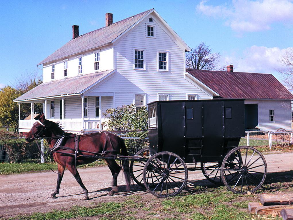 Amish Inn Nappanee Eksteriør billede