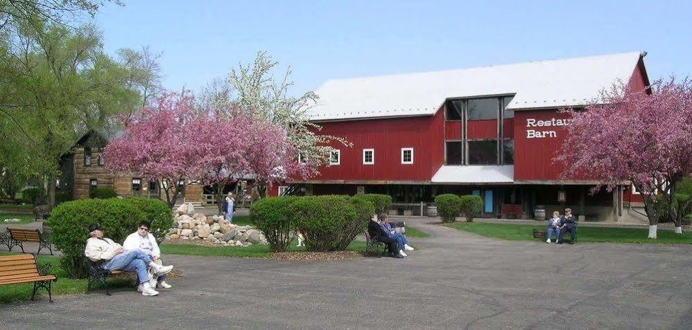 Amish Inn Nappanee Eksteriør billede
